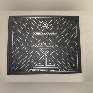 VAXIS ACT 1: THE UNHEAVENLY
CREATURES by CLAUDIO SANCHEZ -
NOVELLA